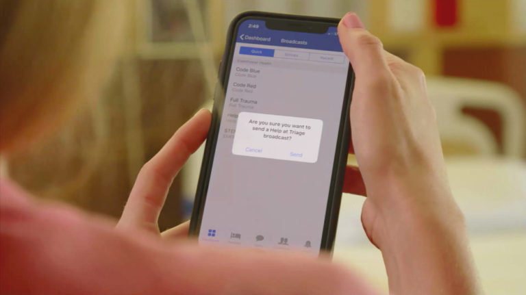 up-close of secure texting and broadcasting feature used to communicate with the patient care team